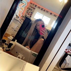 Meet your Posher, Chloe